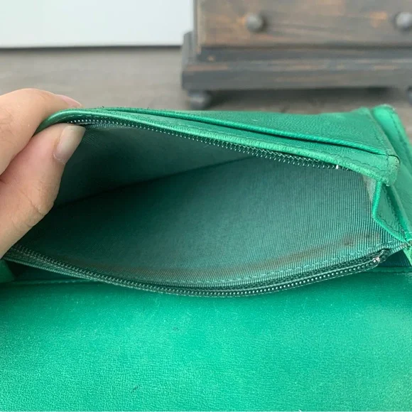 Chanel Green Perforated Quilted Wallet - Picture 9 of 12